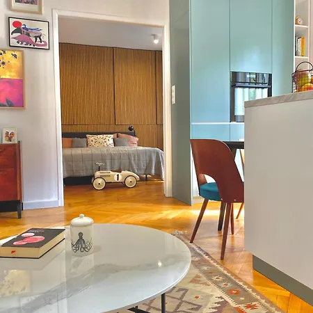 Franakrala Apartment In Old Town With Balcony * Bratislava