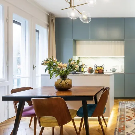 Franakrala Apartment In Old Town With Balcony *