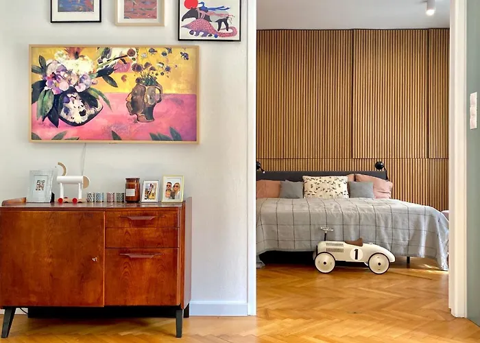 Apartment Frana By Ellements In Old Town With Balcony Pressburg