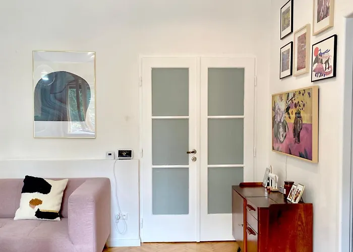 Frana By Ellements In Old Town With Balcony