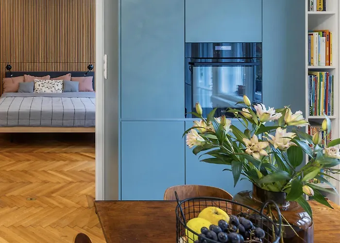 Apartment Frana By Ellements In Old Town With Balcony