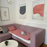 Frana By Ellements In Old Town With Balcony Apartamento *